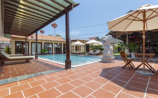 Ha My Beachside Villa Hoian