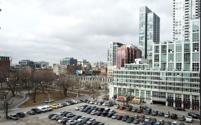 WhiteHall Suites - 20 Bluejays Way