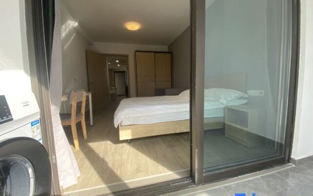 Milu Apartment (Shanghai Zhoupu Wanda Branch)