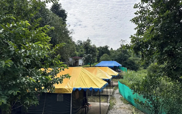 The Gazzaar Riverside camp