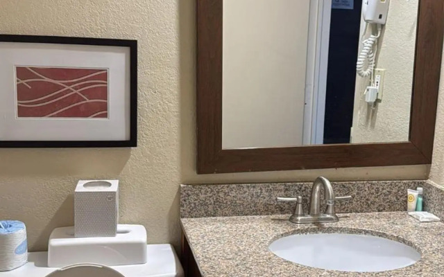 Comfort Inn Wethersfield - Hartford