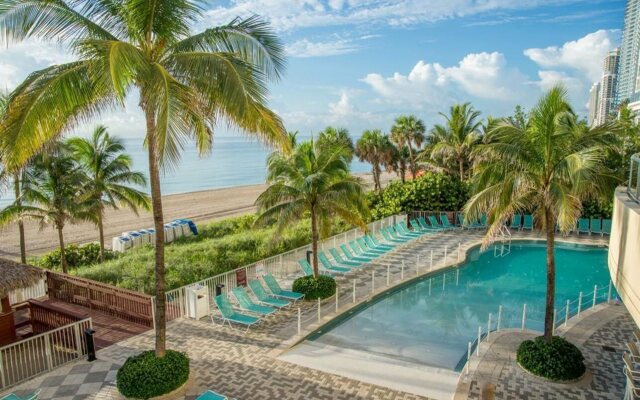 DoubleTree Resort & Spa by Hilton Ocean Point-N. Miami Beach