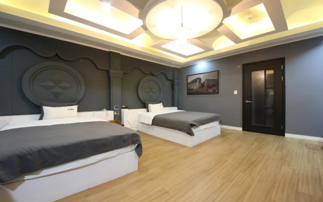 Instar Hotel Yangsan