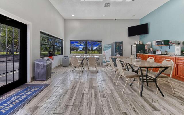 Rodeway Inn & Suites Haines City - Winter Haven