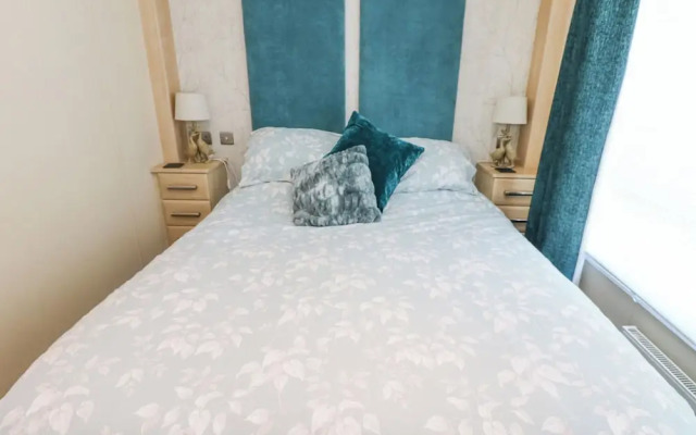 A and C Lodge-plot 21