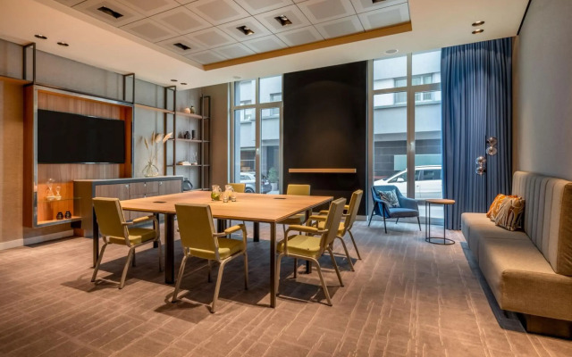 Courtyard by Marriott Cologne