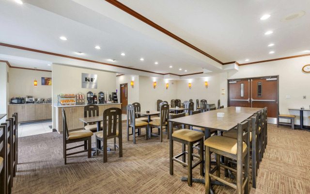 Best Western Plus Northwind Inn & Suites