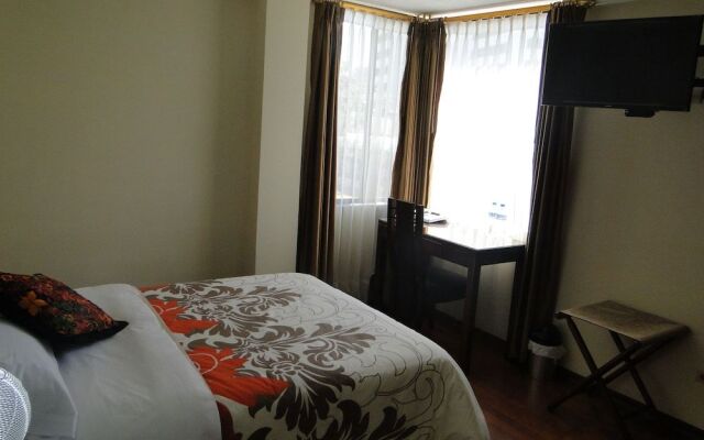 Hotel LEF