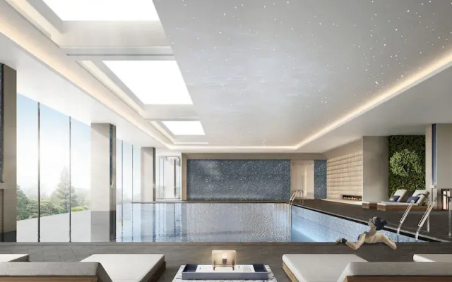 Wuzhou Sports Center Hotel