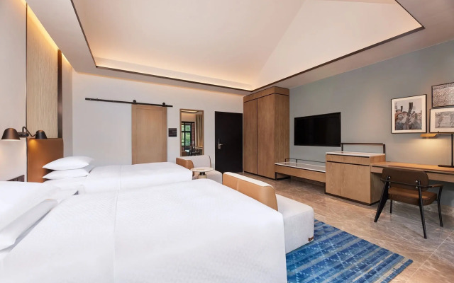 Four Points By Sheraton Hainan, Qiongzhong