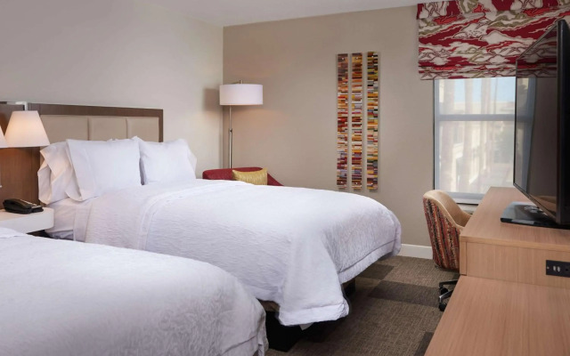 Hampton Inn & Suites Phoenix/Scottsdale on Shea Boulevard