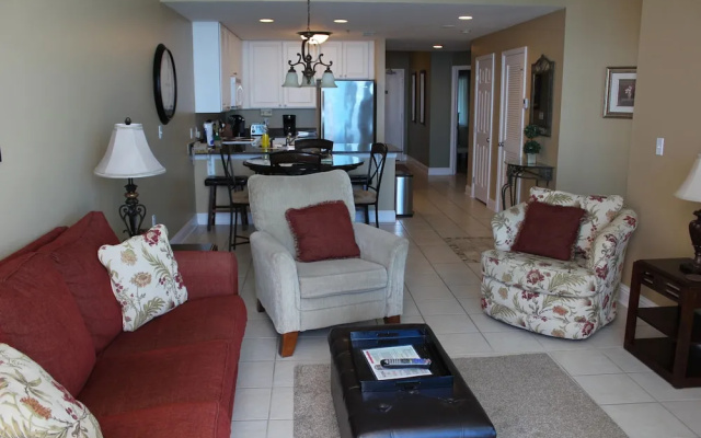 Lighthouse 1418 - 3 Br condo