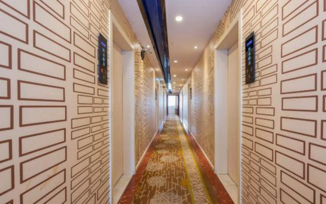 Guiyang Xuanhe Theme Hotel Baiyun Park Branch