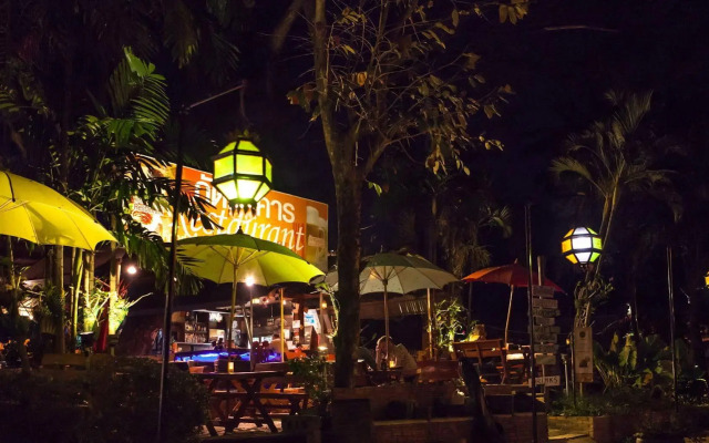 Hollanda Montri Guesthouse