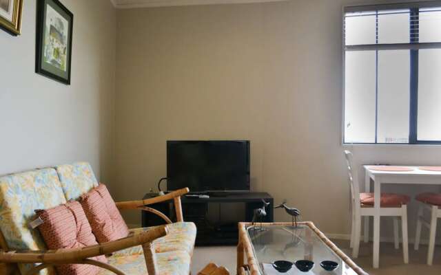 Uptown Top Floor Studio Apartment