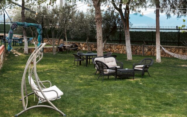 Pamukkale Apollon Garden