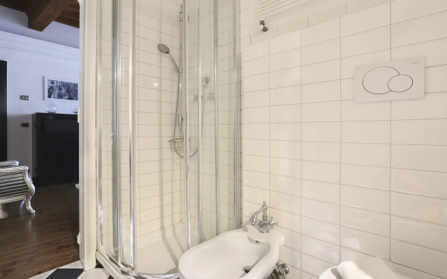 Pontevecchio Stylish Apartment in Florence - Hosted by Sweetstay