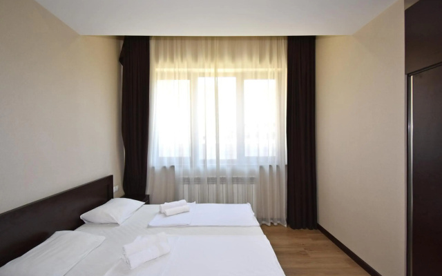 Residence North Avenue Teryan 8. 14 2