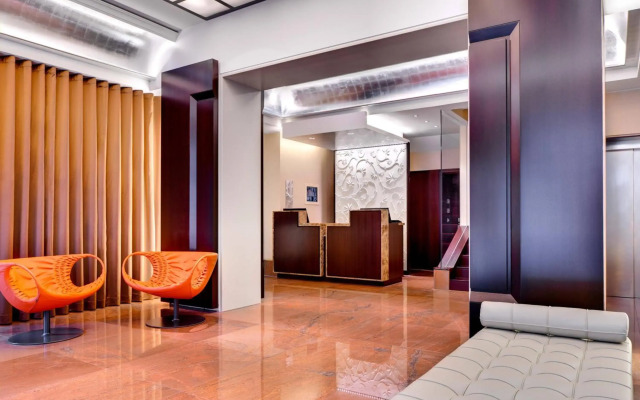 Renaissance Lucerne Hotel