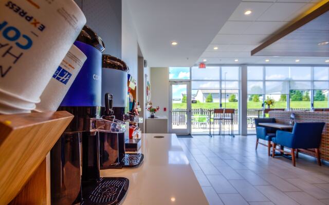 Holiday Inn Express & Suites Reedsville - State Coll Area by IHG