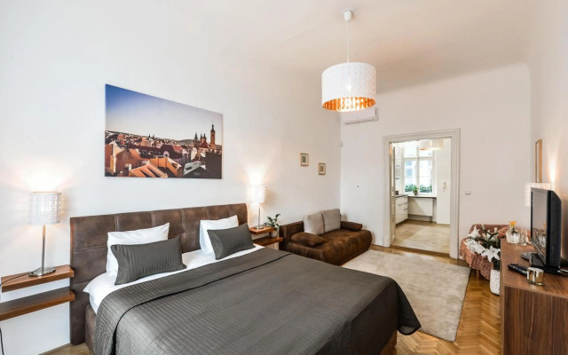 Royal Route Residence