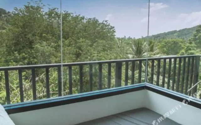 The Dearly Koh Tao Hostel