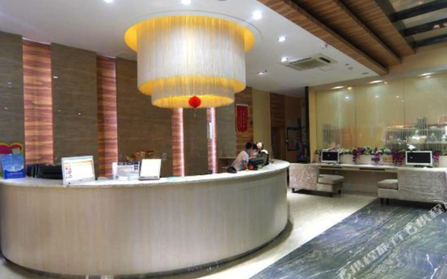 Unitour Hotel (Nanning Dongge Road Minzu Square Subway Station)