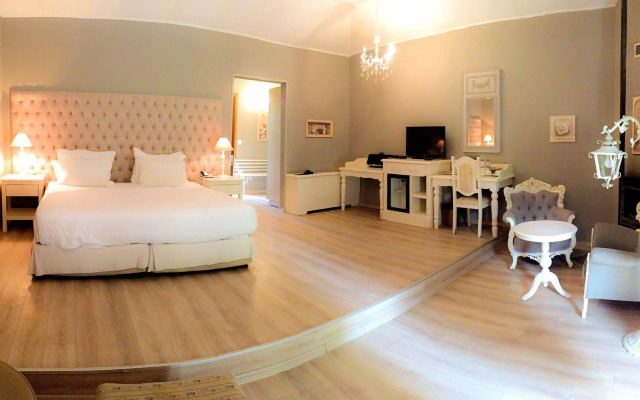 Village Park Resort & Spa