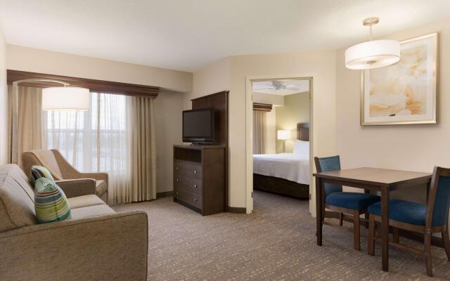 Homewood Suites by Hilton Toledo-Maumee