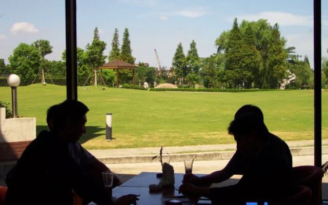Wistaria Hotel