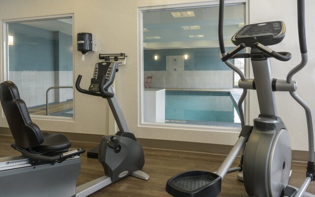 Holiday Inn Express & Suites North Bay by IHG