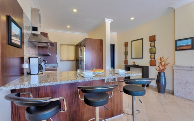 The Village 601 Beautiful Penthouse With Ocean Views