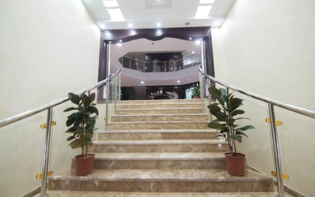 Pearl Palace Hotel Suites
