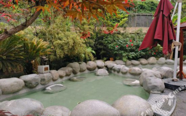 Baye 3000m Hot Spring Hotel