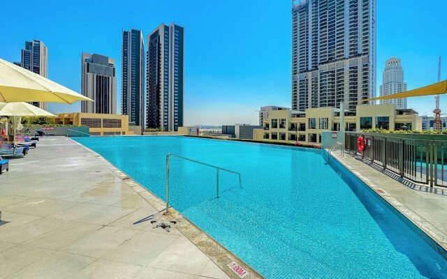 New! Luxurious Living Dubai Creek Balcony & View