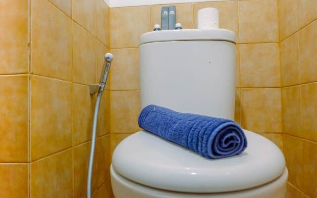 Warm 2BR Apartment at Green Pramuka City