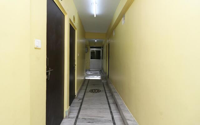Oyo 27954 Hotel Lalita