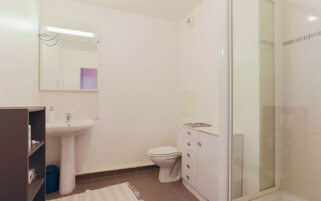 Appartement à 10 min de la Défense