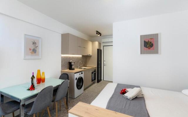 TwinStars Superior Apartment