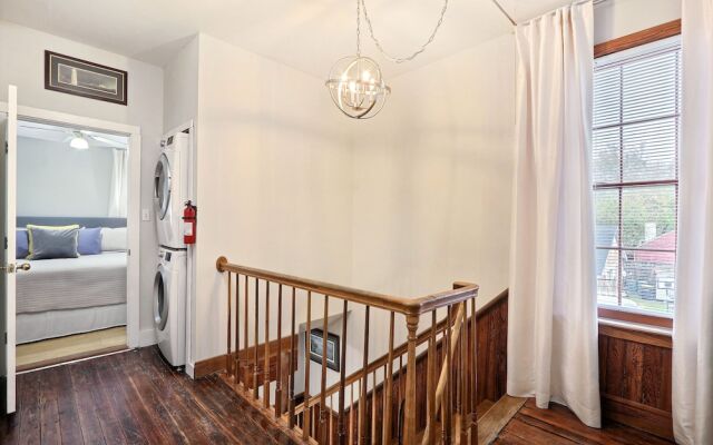 Gallery Stays - Low Country