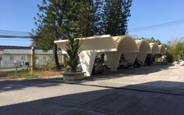 Seapark Condotel Hotel