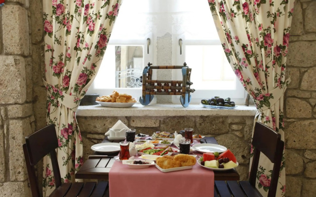 Alacati Ciftekuyu Butik Otel