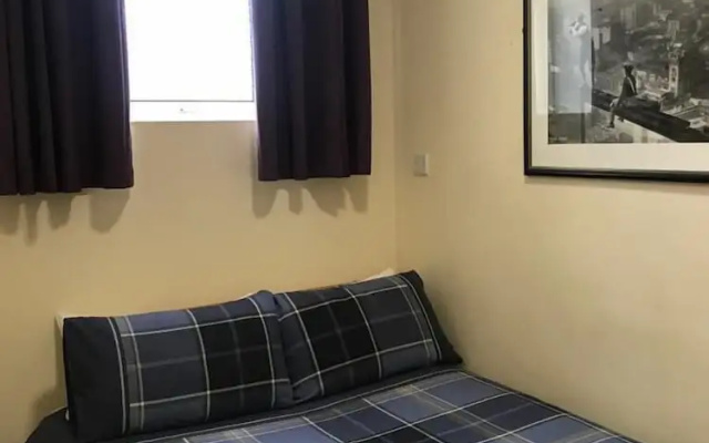 Shanahans B&B with Sports Bar