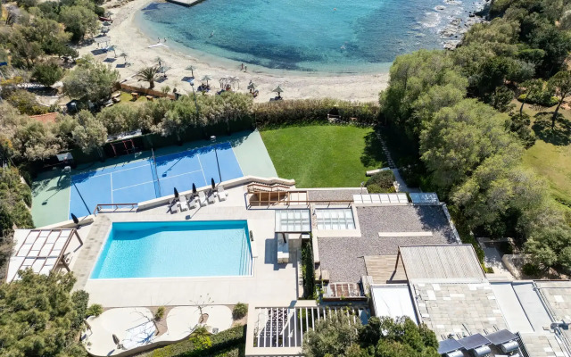 The Every Athens Beachfront Retreat