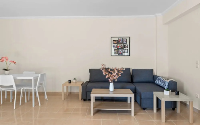Nikiana Beach Modern Apartment