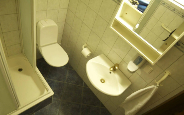 Atlantic Apartments and Rooms