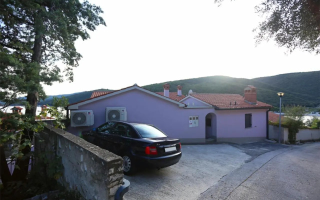 Studio app 100m from the sea, 077