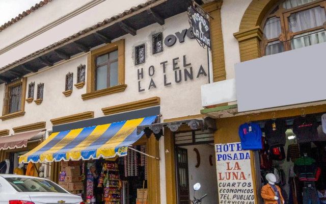 OYO Hotel La Luna