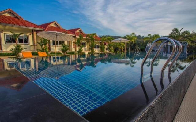 Phuket Airport Villa