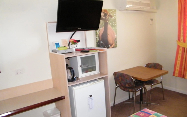 The Clansman Motel – Guest Rooms – Glen Innes